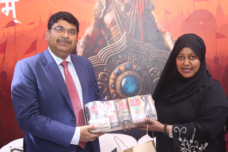 H.E. Mr. Bishwadip Dey, High Commissioner of India, along with Director General TanTrade Ms. Latifa Khamis inaugurated t – photo 6
