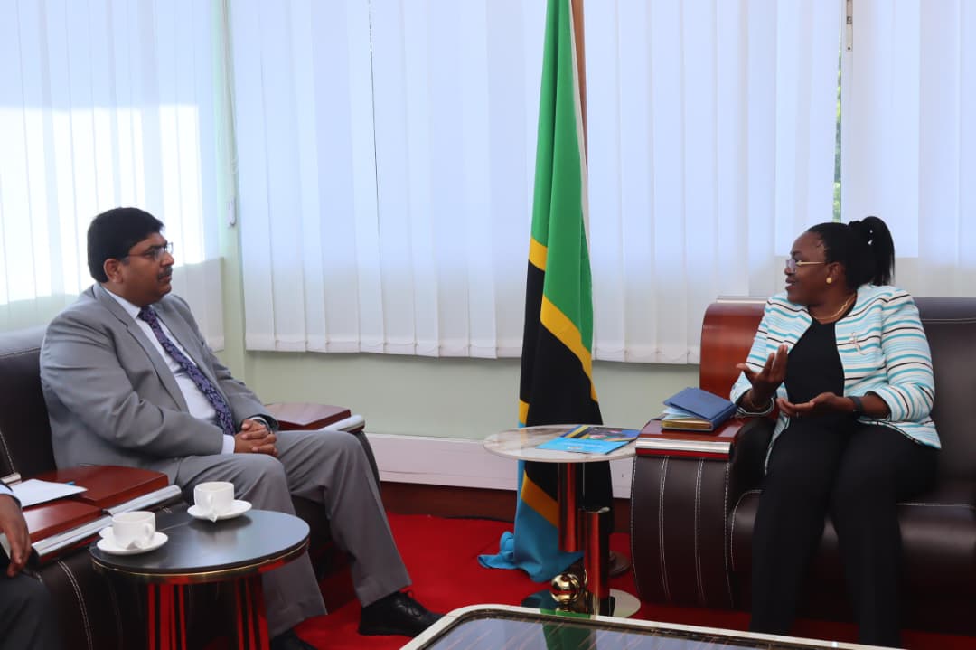 High Commissioner of India to Tanzania met with Dr. Anna P. Makakala, Commissioner General of Immigration (02 January 20 – photo 2