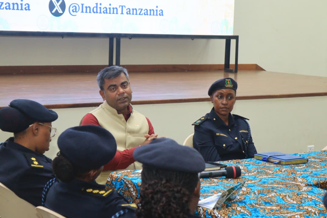 High Commission hosted an orientation programme for 30 officers from the Ministry of Home Affairs, Tanzania Immigration  – photo 6