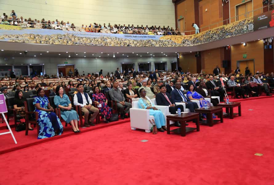 High Commission of India organized the Grand Prize Distribution Ceremony of Tanzania On Canvas - The Painting Competitio – photo 6