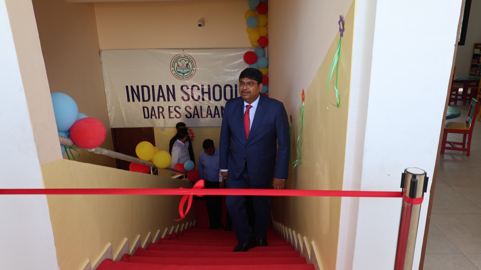 High Commissioner Shri Bishwadip Dey inaugurated the new floor of the Primary Block at Indian School (22 November 2025) – photo 2