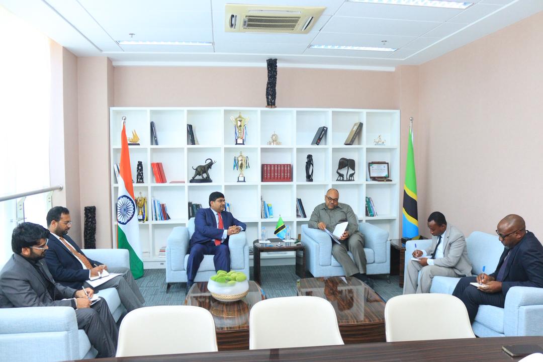 Mr. Bishwadip Dey met with H.E. Amb. Mahmoud Thabit Kombo, Hon'ble Minister of Foreign Affairs and East African Cooperat – photo 2