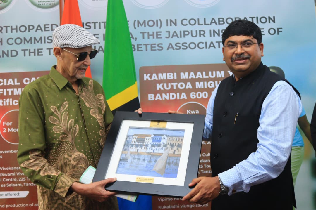 Mr. Mussa Azzan Zungu (MP), Hon'ble Speaker of the National Assembly of Tanzania visited the 2nd Jaipur Foot Artificial  – photo 6