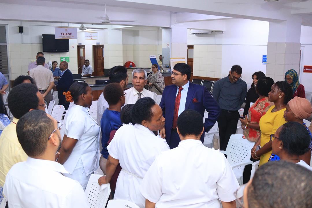 Mr. Bishwadip Dey,� High Commissioner of India to Tanzania handed over critical life saving equipments to Shree Hindu Ma – photo 8
