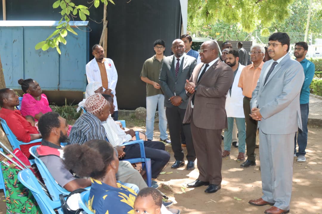 H.E. Dr. Ng'waru Jumanne Maghembe (MP), Hon. Deputy Minister of Foreign Affairs and East African Cooperation, visited th – photo 5