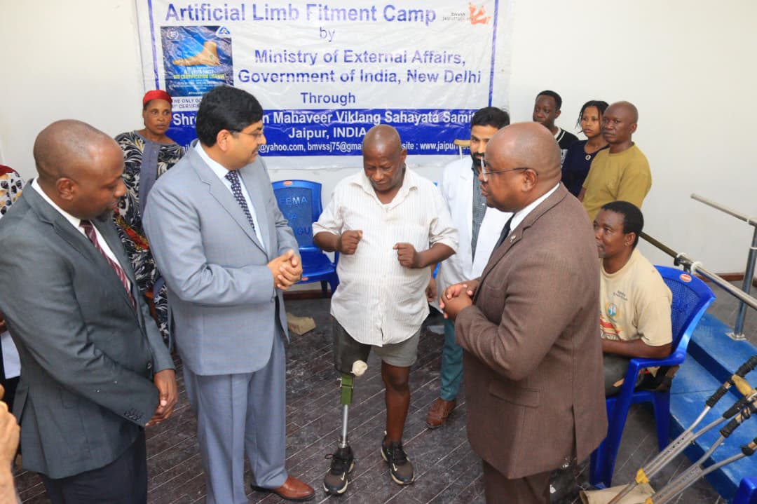 H.E. Dr. Ng'waru Jumanne Maghembe (MP), Hon. Deputy Minister of Foreign Affairs and East African Cooperation, visited th – photo 6